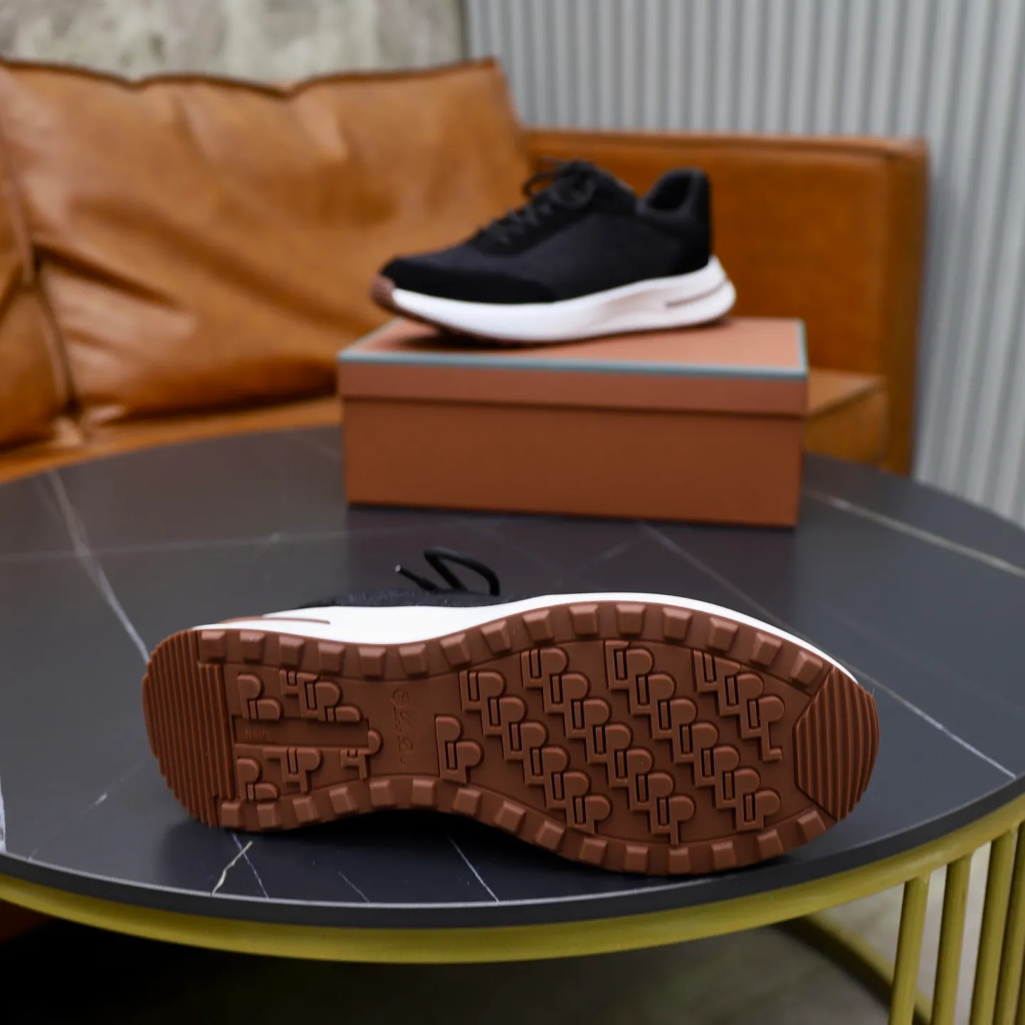 Ex-factory price: 462💰Loropiana LP men's shoes ♞size; 38-44 "45. Customized" original leather splicing. It is really easy to wear, lazy, relaxed, casual, perfect comfort, and there are many color choices, and they all look good with clothes. Is it true that Loropiana can bring social value? “Loropiana is the best thing money can buy”